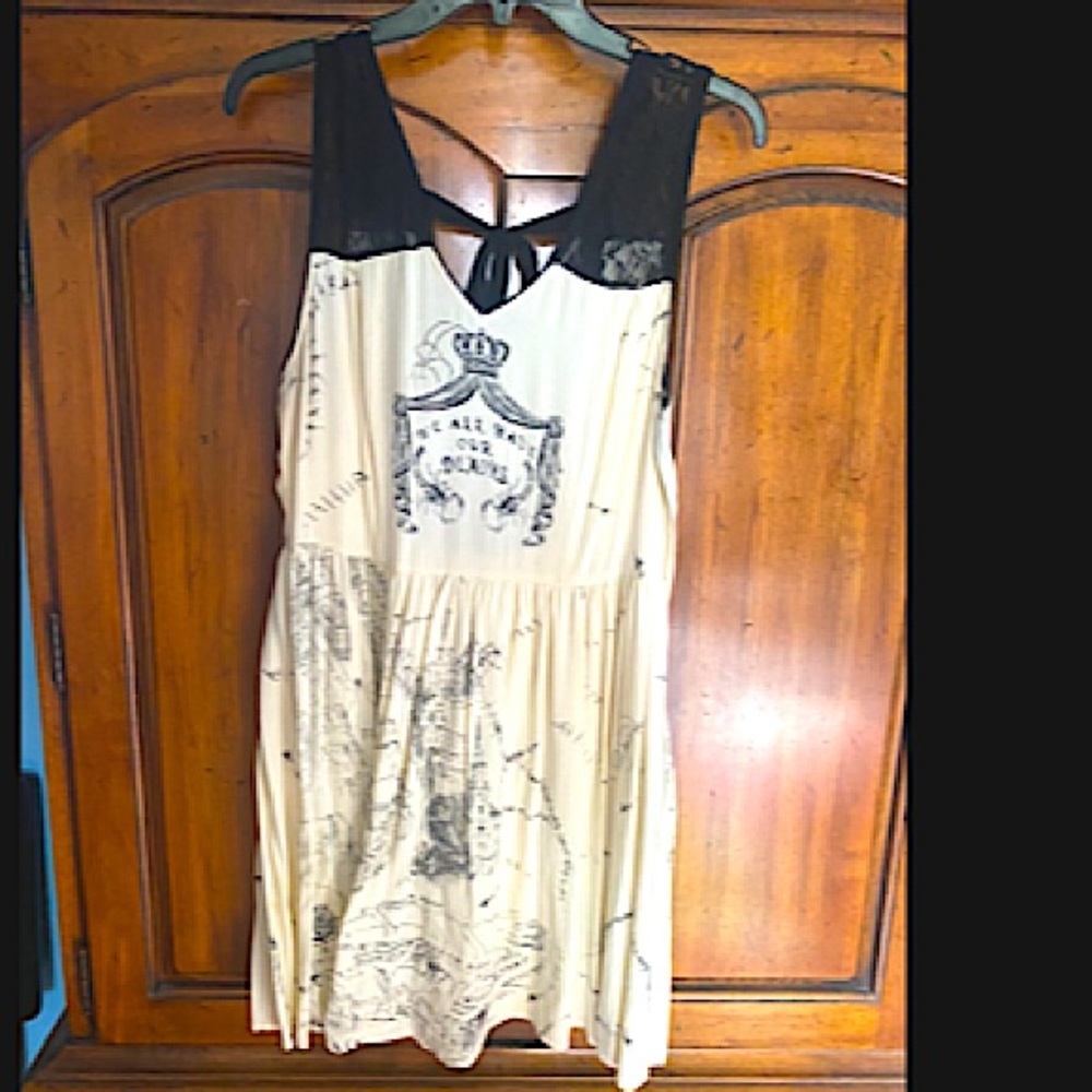 XL hot topic, penny dreadful dress